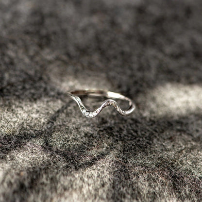 Water Wave Silver Ring in Fashion Design
